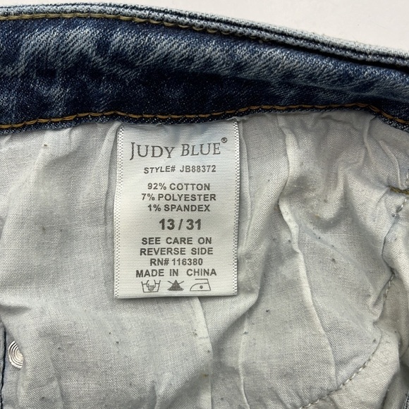 Judy Blue Slim Fit Size 13/31 - Picture 10 of 16
